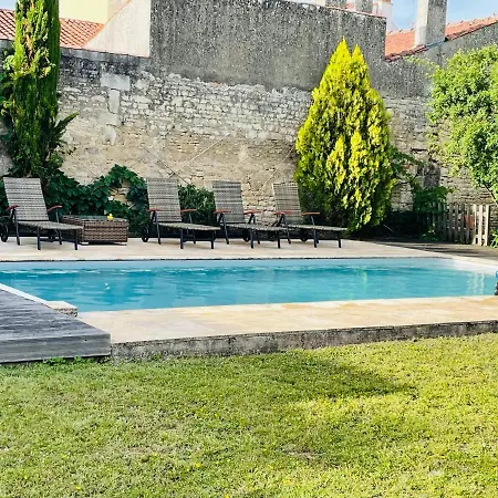 Maison De Charme De 280m2 Avec Piscine Chauffée … *