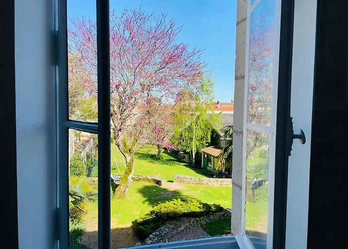 بيت للعطل Maison De Charme De 280m2 Avec Piscine Chauffee …