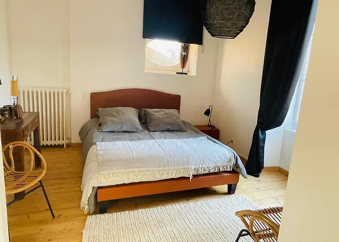 Maison De Charme De 280m2 Avec Piscine Chauffée … Hébergement de vacances *