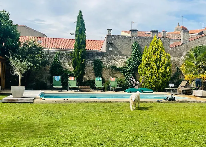 بيت للعطل Maison De Charme De 280m2 Avec Piscine Chauffee … *