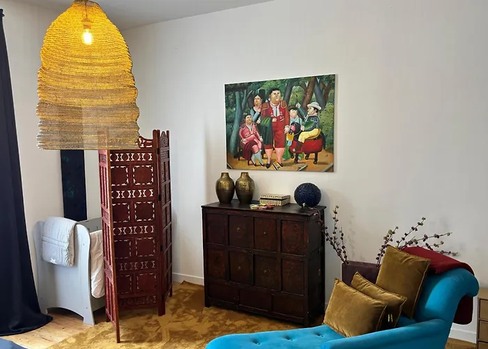 Maison De Charme De 280m2 Avec Piscine Chauffee … * Luçon