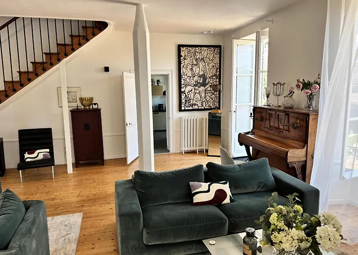 Maison De Charme De 280m2 Avec Piscine Chauffee … بيت للعطل