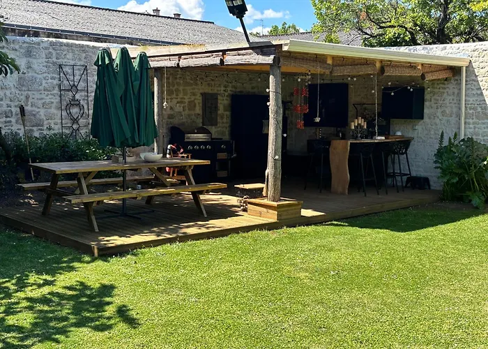 بيت للعطل Maison De Charme De 280m2 Avec Piscine Chauffee …