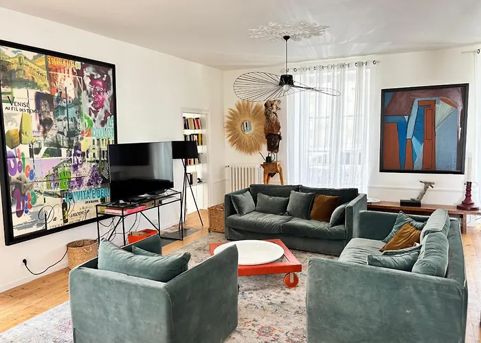 Maison De Charme De 280m2 Avec Piscine Chauffee … بيت للعطل *