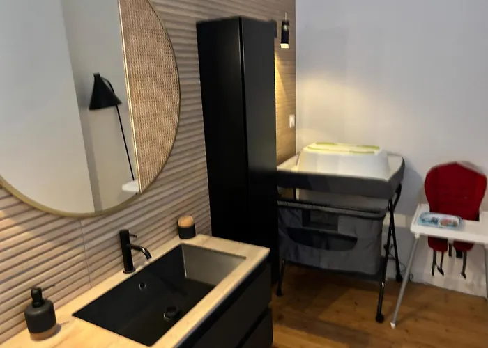 Maison De Charme De 280m2 Avec Piscine Chauffee … * Luçon