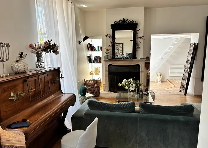 Maison De Charme De 280m2 Avec Piscine Chauffee … بيت للعطل