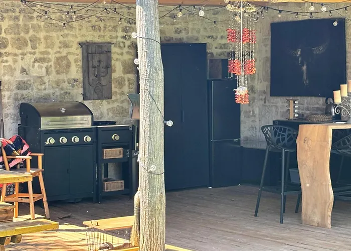 بيت للعطل Maison De Charme De 280m2 Avec Piscine Chauffee … *